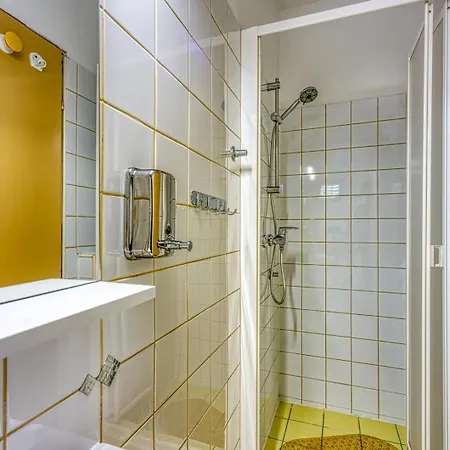 Ava Apartment *